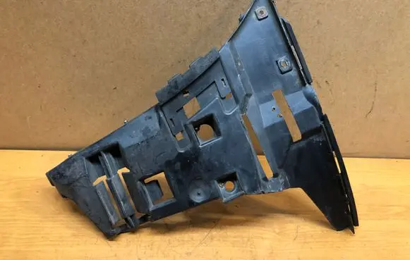 Volvo XC90 Front bumper mounting bracket 09190304 9484338