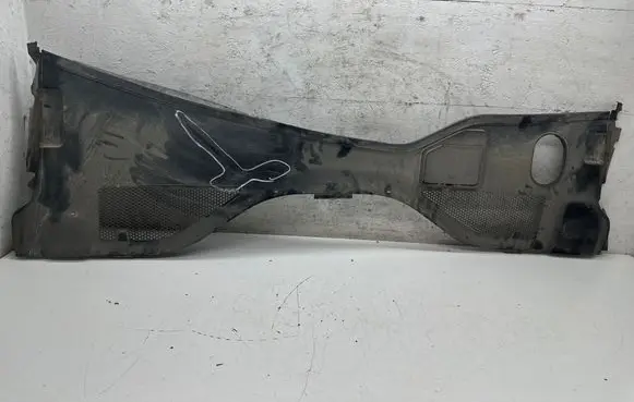 Audi A7 S7 4G Wiper trim 4G8819447 30112101