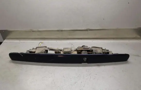 Volvo S70 V70 V70 XC Trunk door license plate light bar 09152705