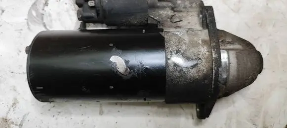 Mercedes-Benz A W168 Starter motor 0051511601 8720815403