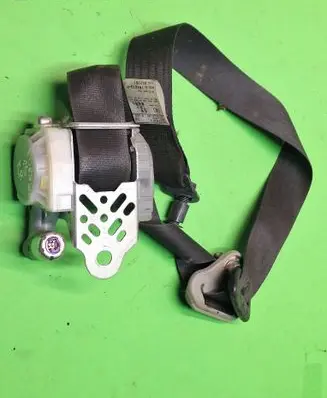 Subaru Forester SH Front seatbelt 0437088