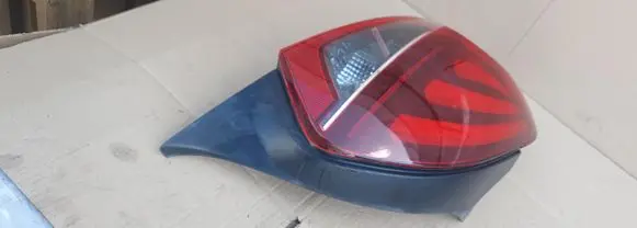 Peugeot 208 I Rear/tail lights 9825601280