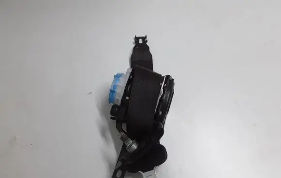 Opel Insignia B Front seatbelt 23464716