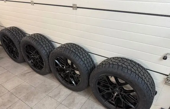 R20 alloy rim