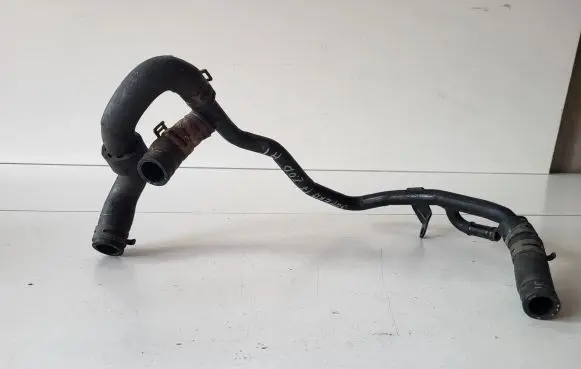Skoda Superb B8 (3V) Engine coolant pipe/hose 04L121064T