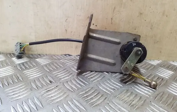 Opel Vectra B Accelerator pedal position sensor 0205001042