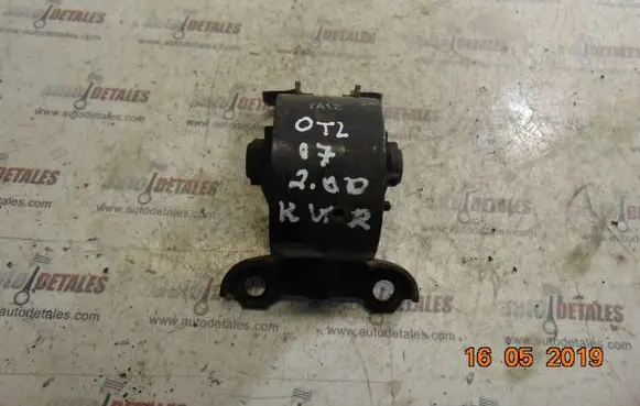 Mitsubishi Outlander Engine mount bracket