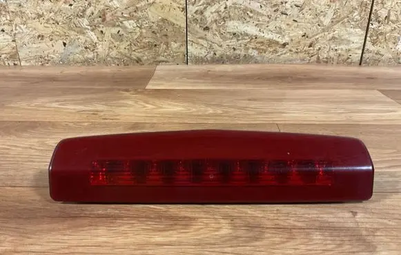Opel Astra H Third/center stoplight 13252463 417801 499738052