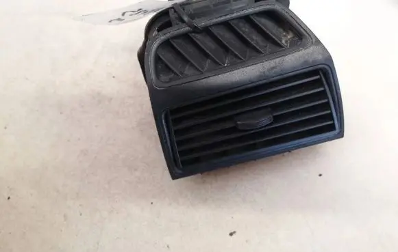 Fiat Grande Punto Dash center air vent grill