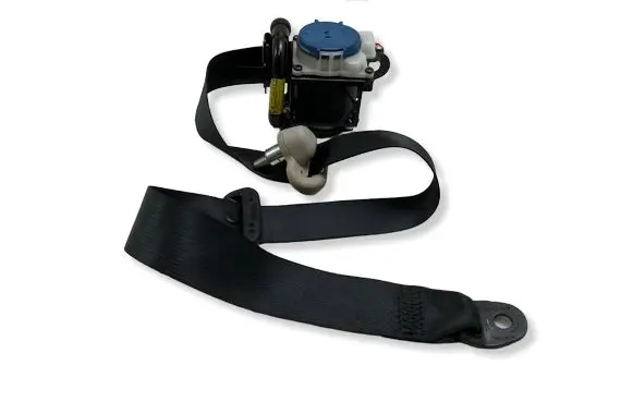 Mitsubishi L200 Rear seatbelt 305257810
