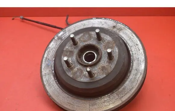 Jeep Grand Cherokee Front wheel hub spindle knuckle 