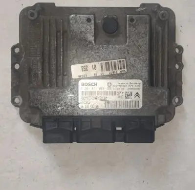 Peugeot 206 Engine control unit/module 9647785580 9653202580 0281011089