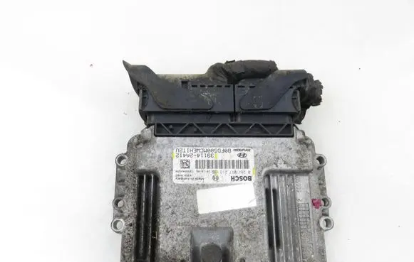 Hyundai i30 Engine control unit/module 0281017213 391142A412