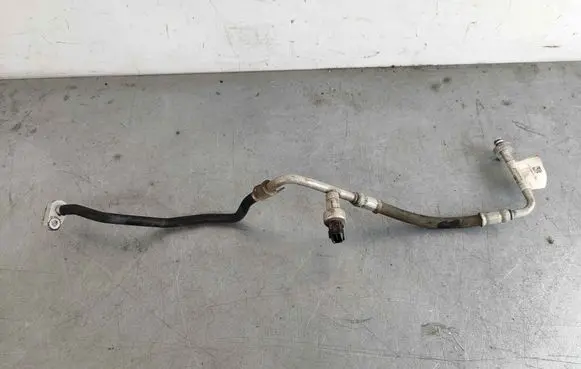 Jaguar XF X260 Air conditioning (A/C) pipe/hose T2H6667