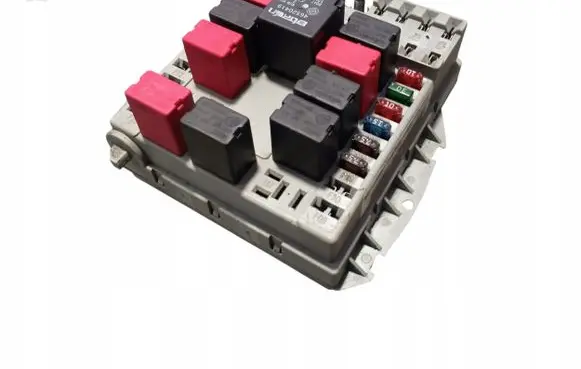Fiat Punto (188) Fuse module 46760257