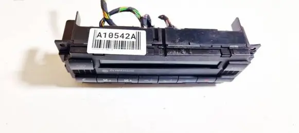 Volkswagen Golf IV Climate control unit