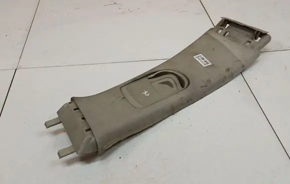 Renault Scenic II - Grand scenic II (B) pillar trim (top) 8200084324