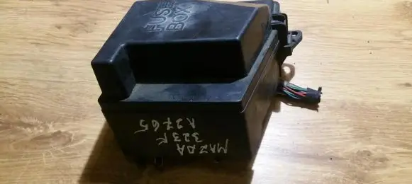 Mazda 323 F Fuse box set 0634848h25