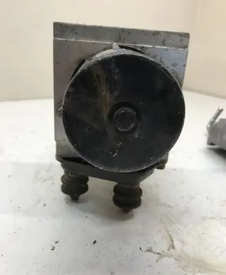 Volkswagen PASSAT B6 ABS Pump 3C0614109C