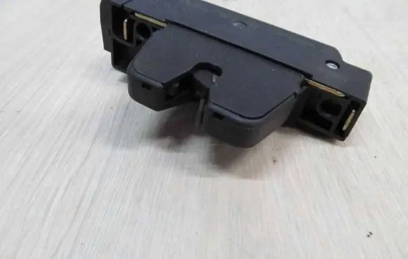 Peugeot 607 Tailgate/trunk/boot lock/catch/latch 9653831780 14538