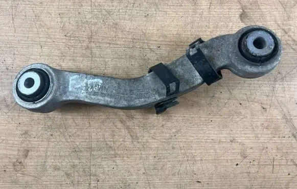 BMW 5 F10 F11 Rear control arm 608216