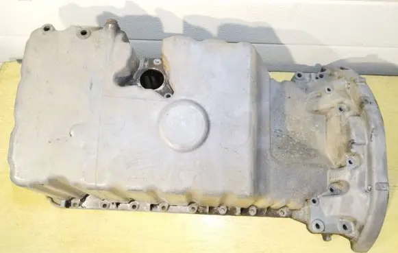 Mercedes-Benz Sprinter W901 W902 W903 W904 Oil sump A6110140902