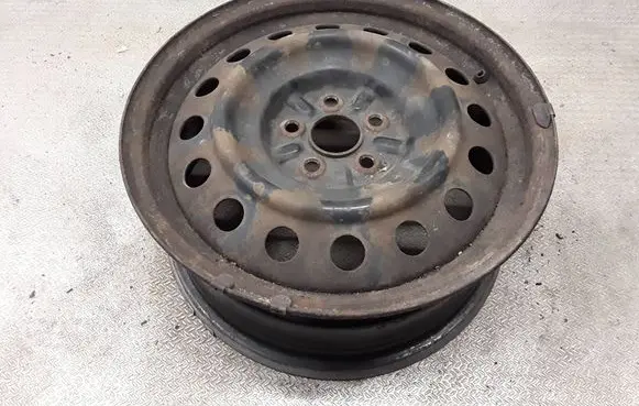 Toyota Avensis T250 R16 steel rim 2160612