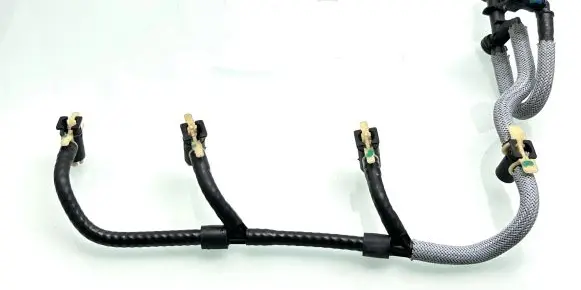 Nissan Navara D23 Fuel return line/hose 2101200Q0A