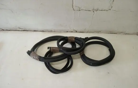 KIA Picanto Front door rubber seal 