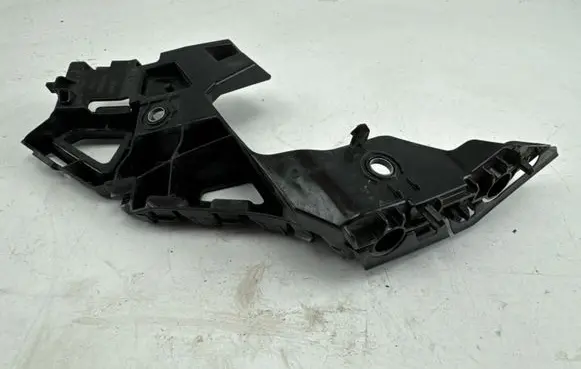 Volkswagen Golf VIII Front bumper mounting bracket 5H0807049D