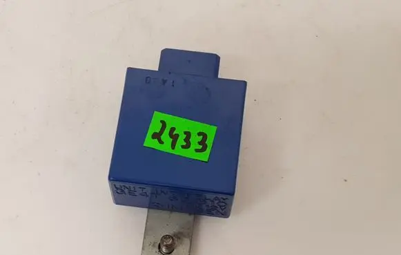 Mazda 626 Window wiper relay GE4T66810