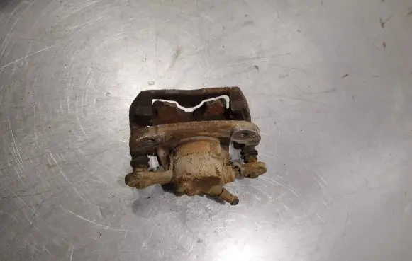 BMW 1 E81 E87 Front brake caliper
