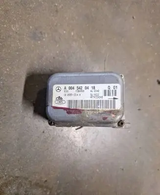 Mercedes-Benz C W203 ESP acceleration yaw rate sensor A0045420418 10098515144