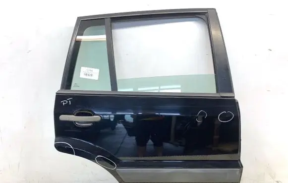 Ford Fusion Rear door