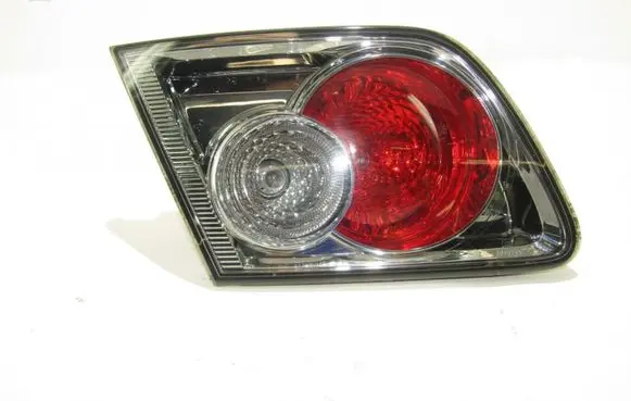 Tailgate rear/tail lights