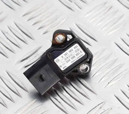 Volkswagen Tiguan Air pressure sensor 038906051C 0281002401