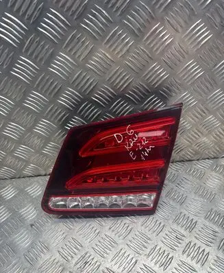 Mercedes-Benz E W212 Tailgate rear/tail lights A2129062003 615952 6150003357