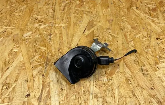 Volkswagen Golf VII Horn signal 5Q0951223