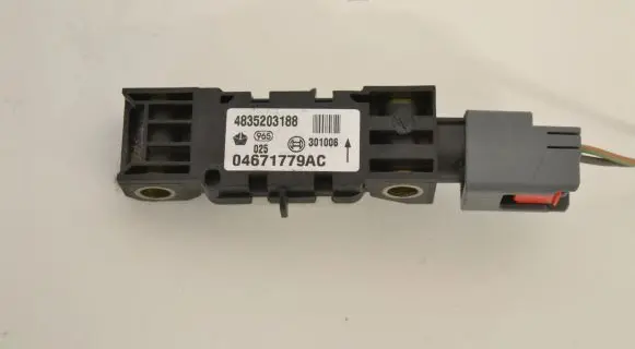 Chrysler 300 - 300C Airbag deployment crash/impact sensor 04671779AC