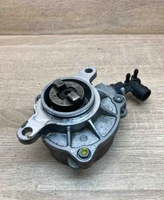 Renault Trafic II (X83) Vacuum pump 8200797164