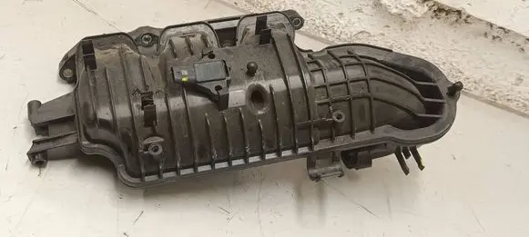 Seat Ateca Intake manifold 05C129711F 05C129709F