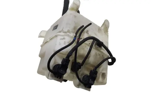 Lexus RX 300 Windshield washer fluid reservoir/tank HLC33068 ZBIORNICZEK