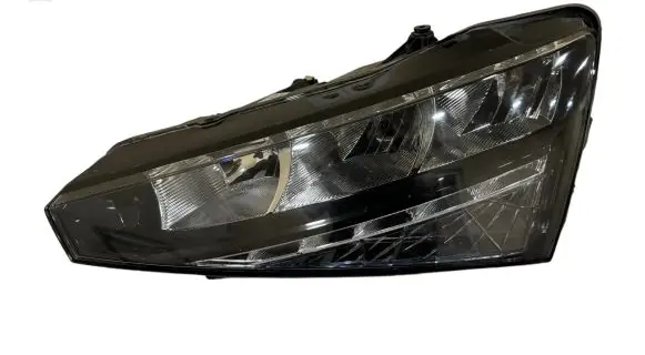 Skoda Scala Headlight/headlamp 657941015 90176071