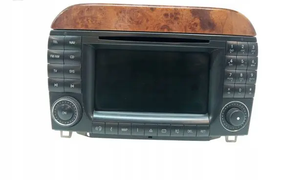 Mercedes-Benz S W220 Radio/CD/DVD/GPS head unit 8618001723