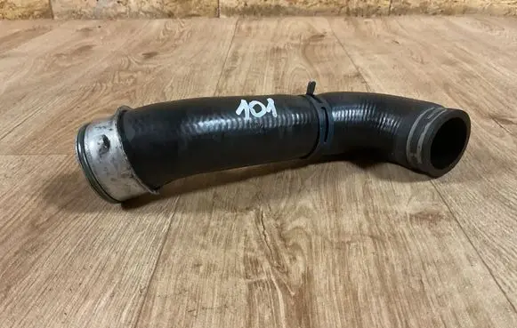 Volkswagen Golf IV Intercooler hose/pipe