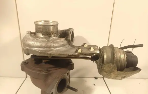 Opel Insignia A Turbo 7861373 55581063