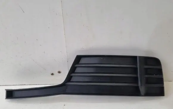 Audi A3 S3 8V Front bumper lower grill 8V3807681AA