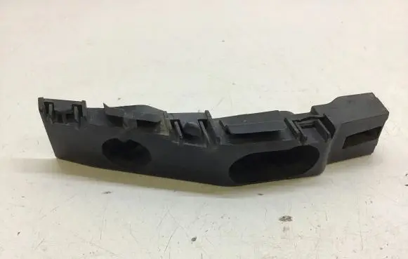 Dodge Durango Rear bumper mounting bracket 96322