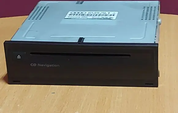 Audi A6 S6 C6 4F Navigation unit CD/DVD player 4F0035769B 4F0910769E