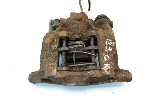 Peugeot 406 Rear brake caliper